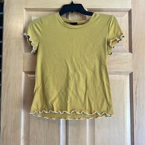 Mustard yellow tee